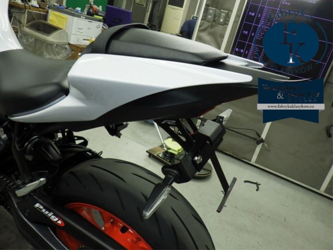 YAMAHA YZF-R7-2 2023 - zdjęcie 20