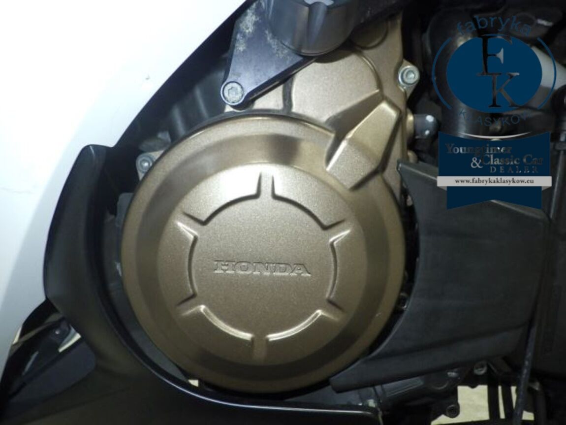 HONDA CBR400R ABS 2016 - zdjęcie 14