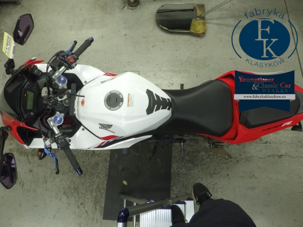 HONDA CBR400R ABS 2016 - zdjęcie 34