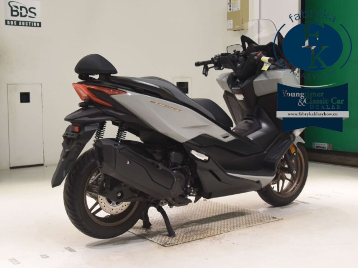 HONDA FORZA -6  - zdjęcie 6