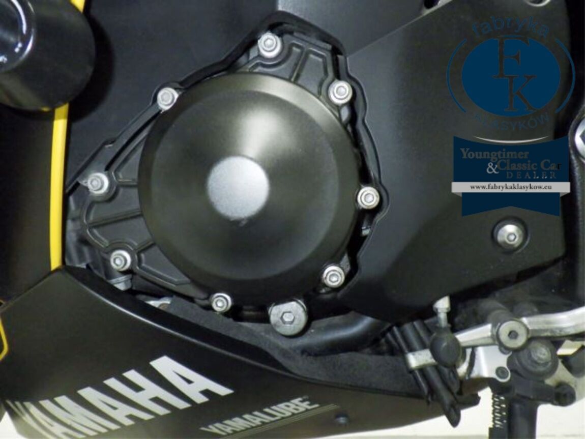 YAMAHA YZF-R1 2009 - zdjęcie 12