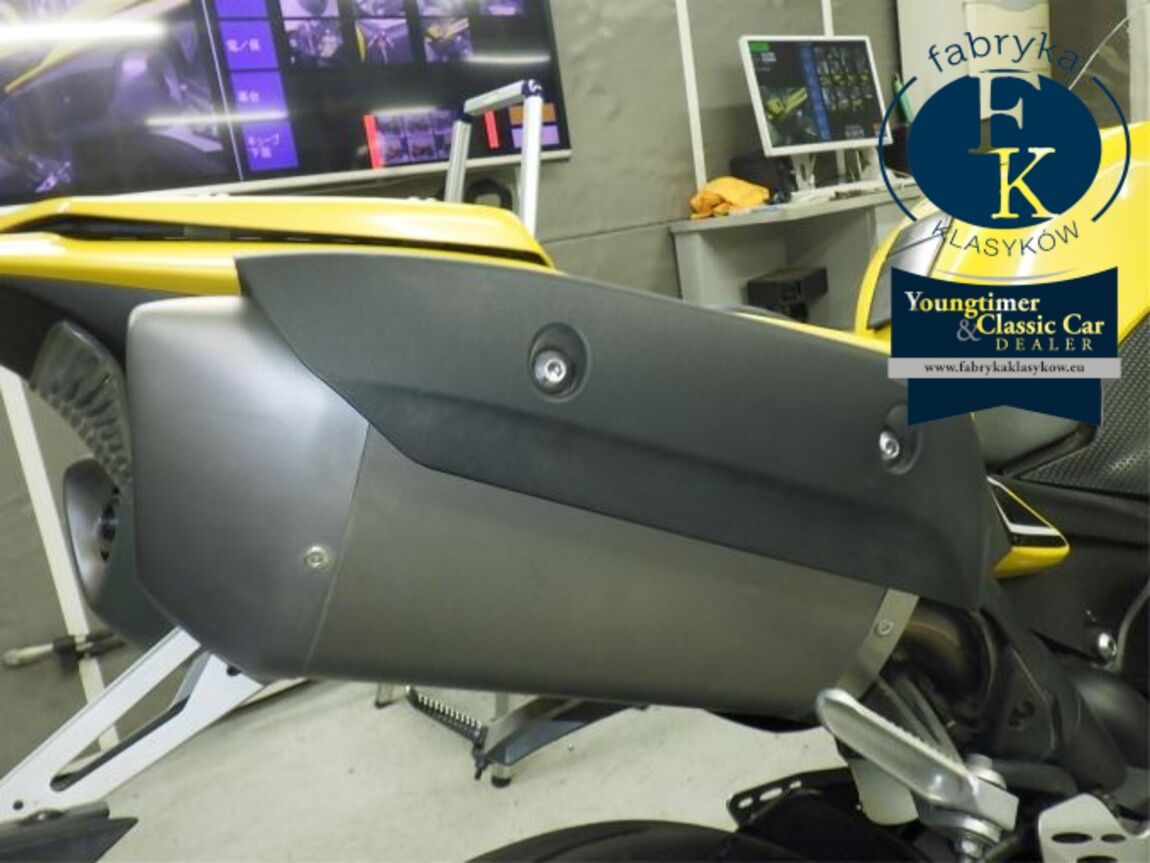 YAMAHA YZF-R1 2009 - zdjęcie 16