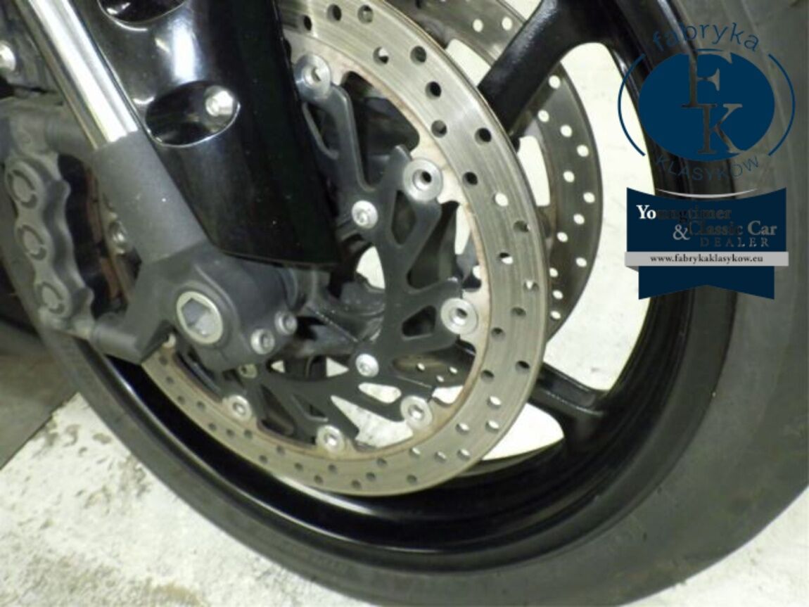YAMAHA YZF-R1 2009 - zdjęcie 22