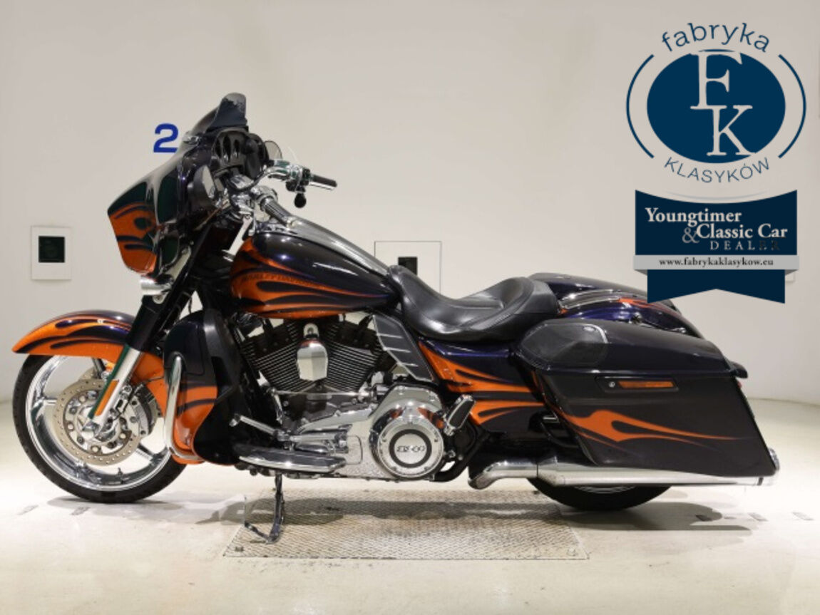 HARLEY-DAVIDSON FLHXSE1800CVO 2015 - zdjęcie 3