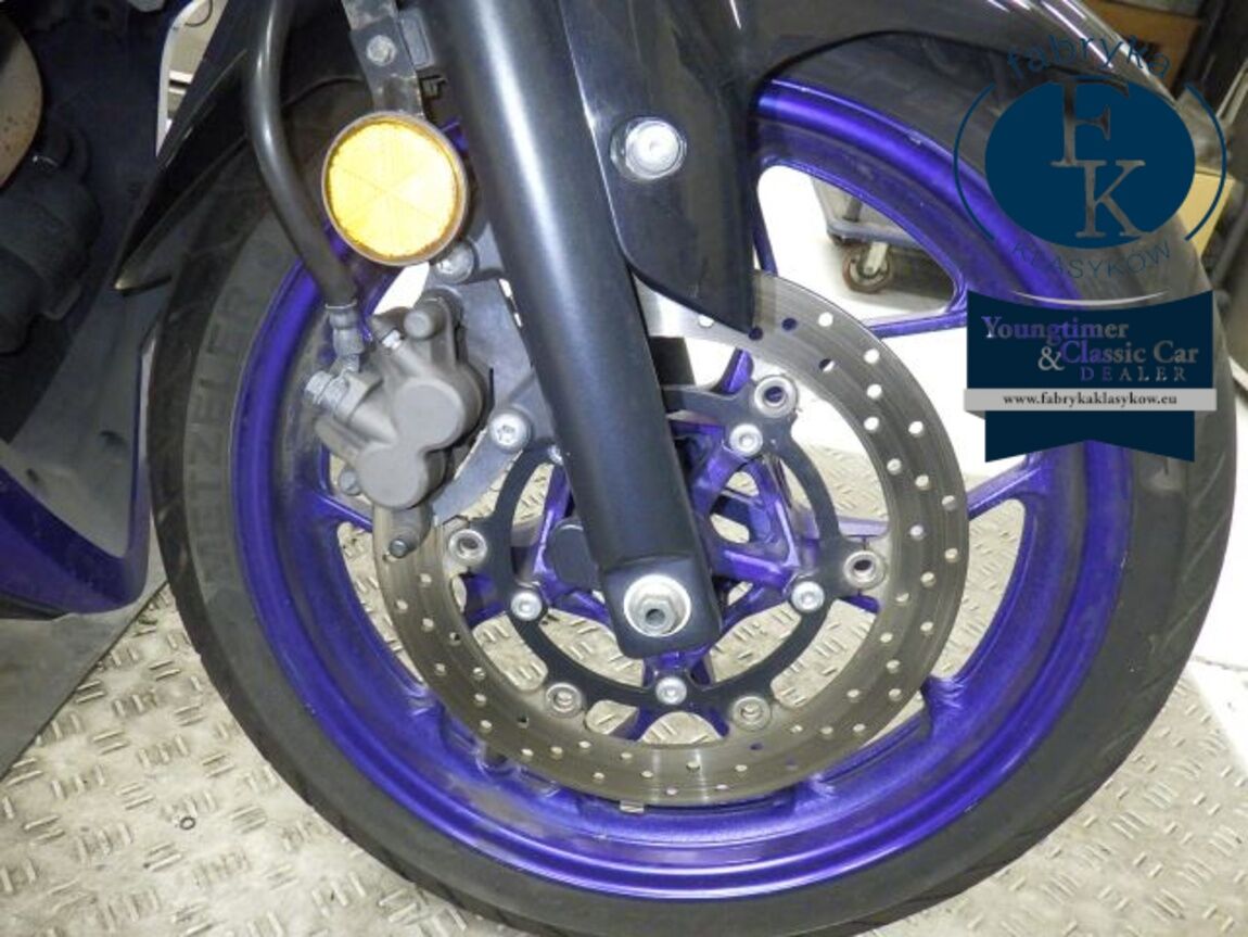 YAMAHA YZF-R25  - zdjęcie 22
