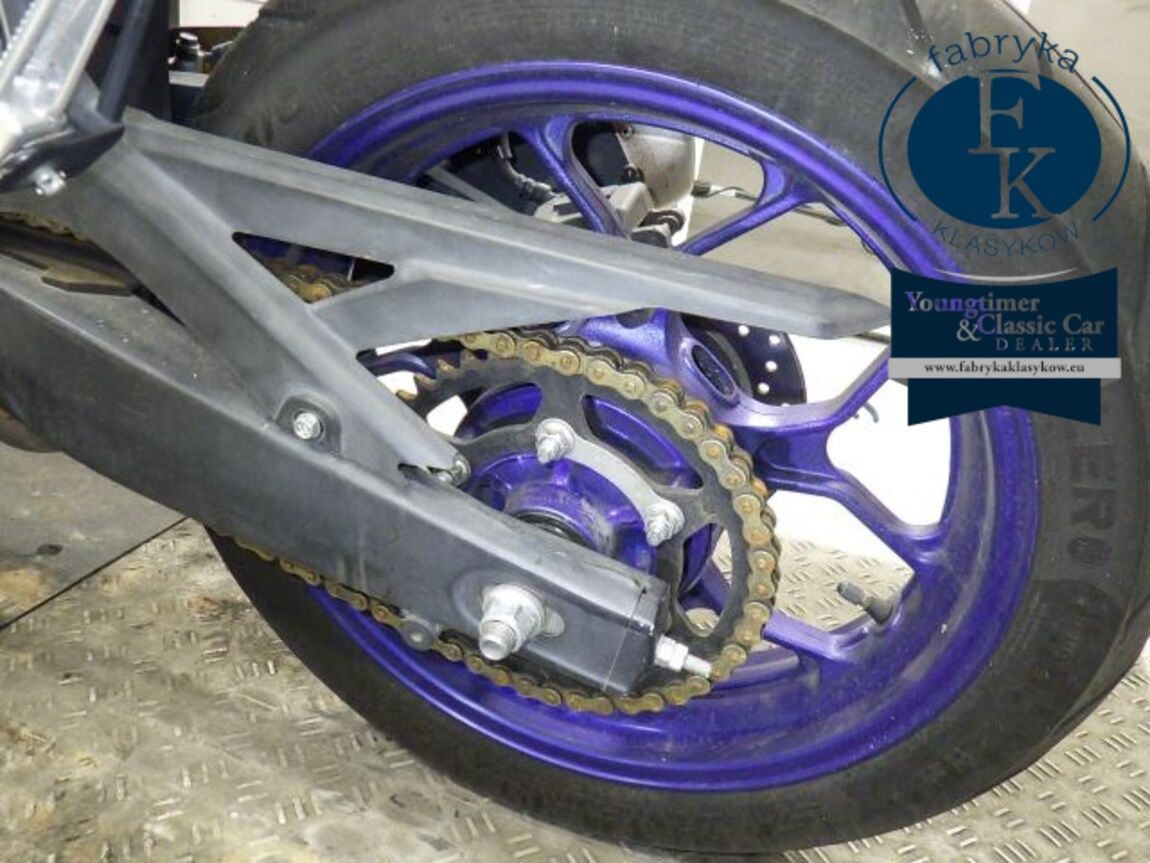 YAMAHA YZF-R25  - zdjęcie 26