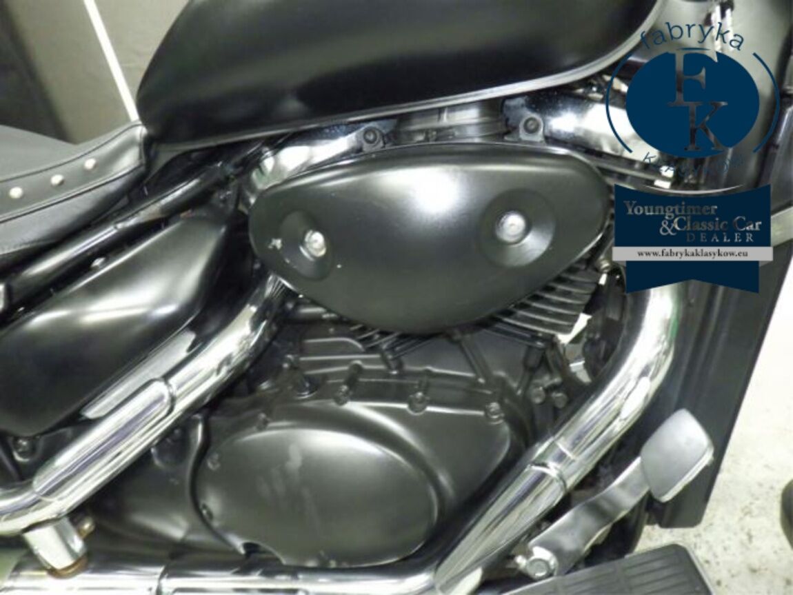 SUZUKI INTRUDER 400 CLASSIC 2005 - zdjęcie 10