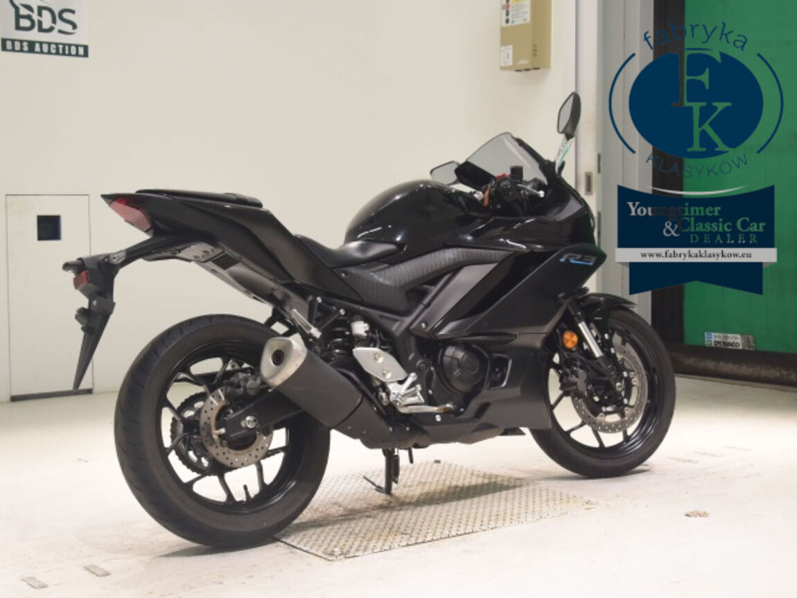 YAMAHA YZF-R3 - zdjęcie 6