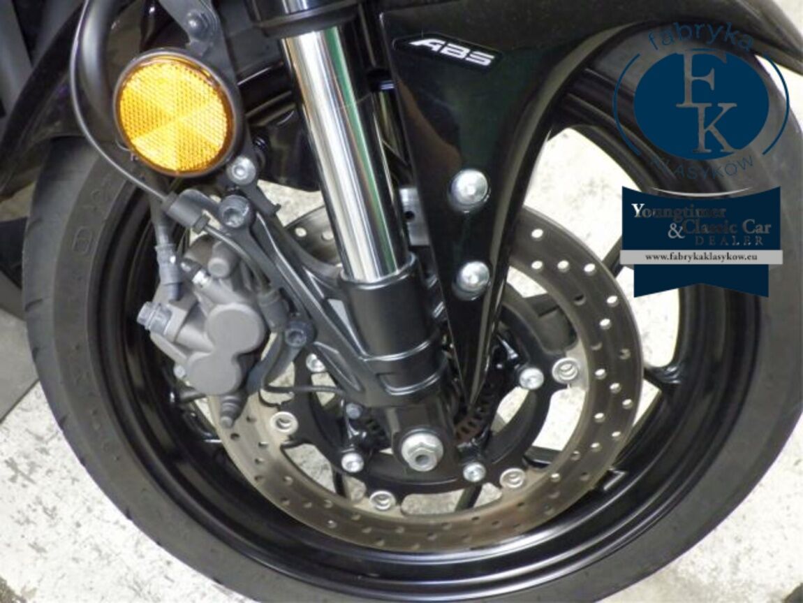 YAMAHA YZF-R3 - zdjęcie 24