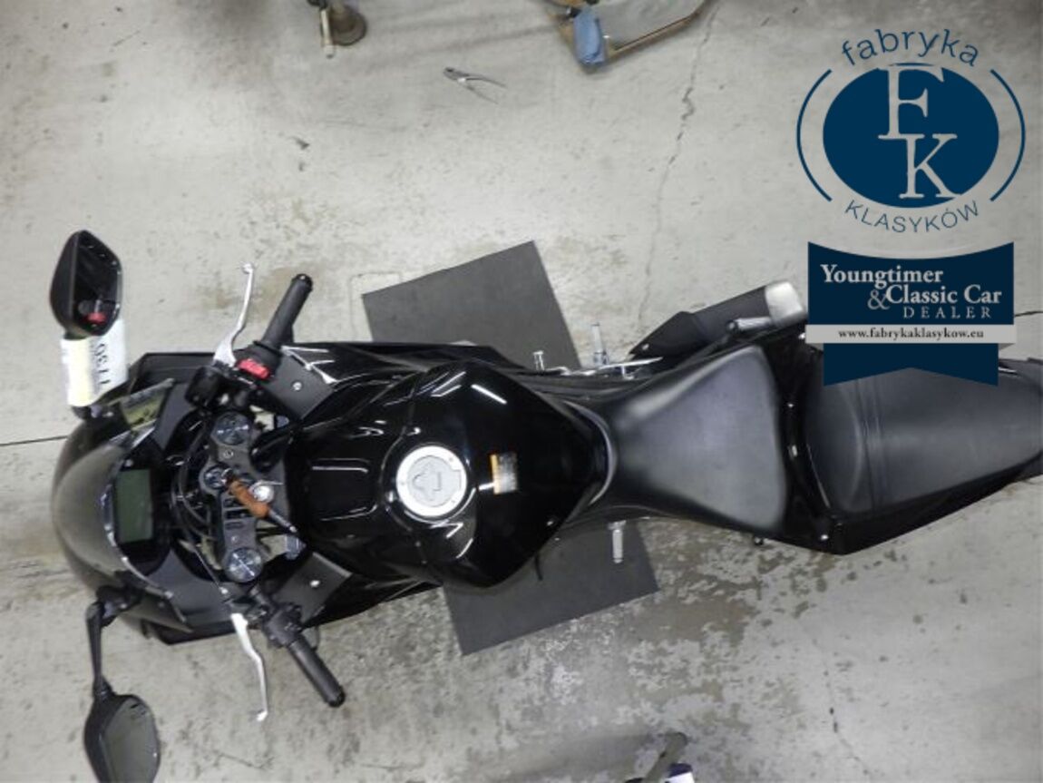 YAMAHA YZF-R3 - zdjęcie 32