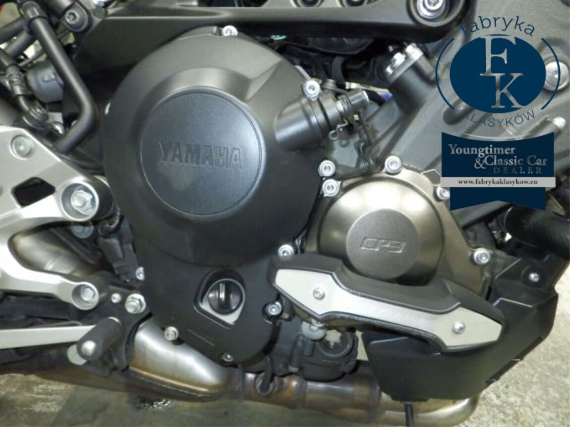 YAMAHA MT-09 2015 - zdjęcie 9