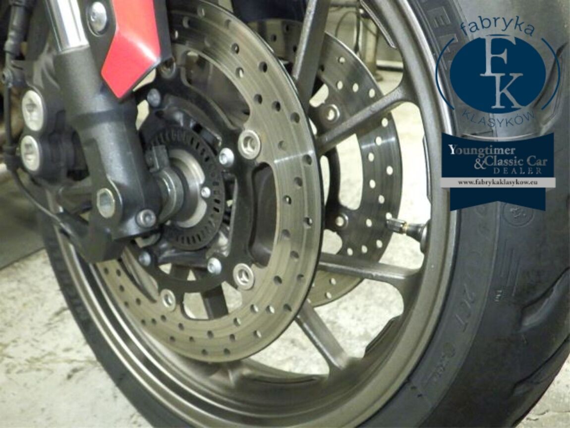 YAMAHA MT-09 2015 - zdjęcie 22