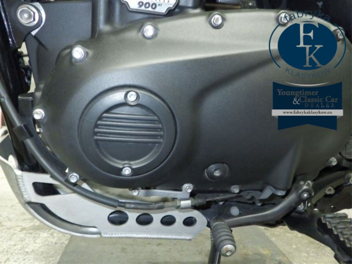 TRIUMPH STREET SCRAMBLER 2021 - zdjęcie 11