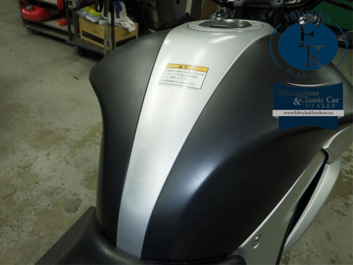 SUZUKI JIKUSA-250  - zdjęcie 18