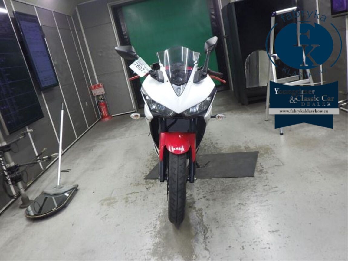 YAMAHA YZF-R25  - zdjęcie 23
