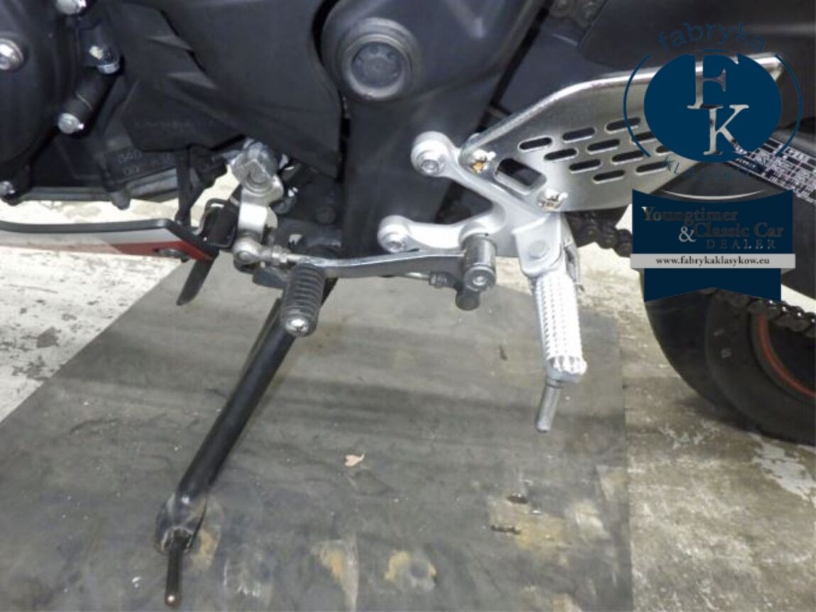 YAMAHA YZF-R25  - zdjęcie 31