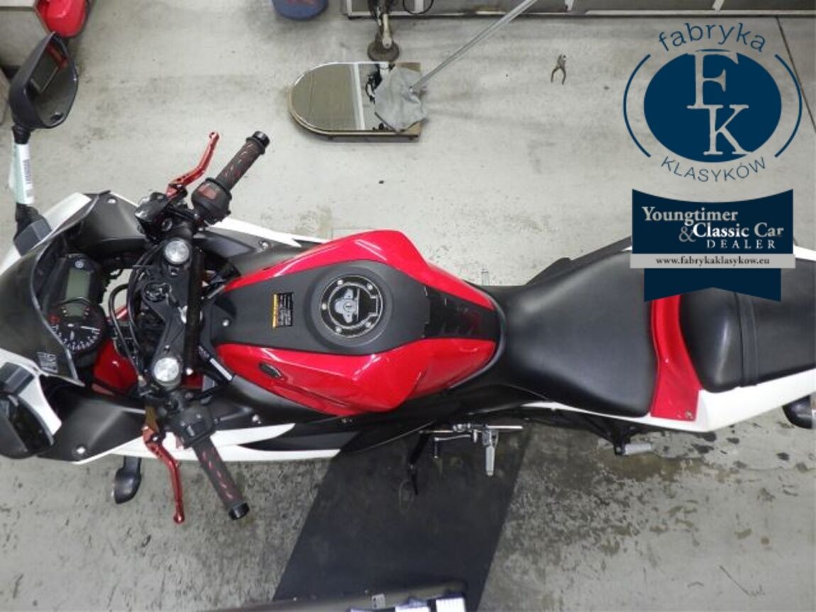 YAMAHA YZF-R25  - zdjęcie 34