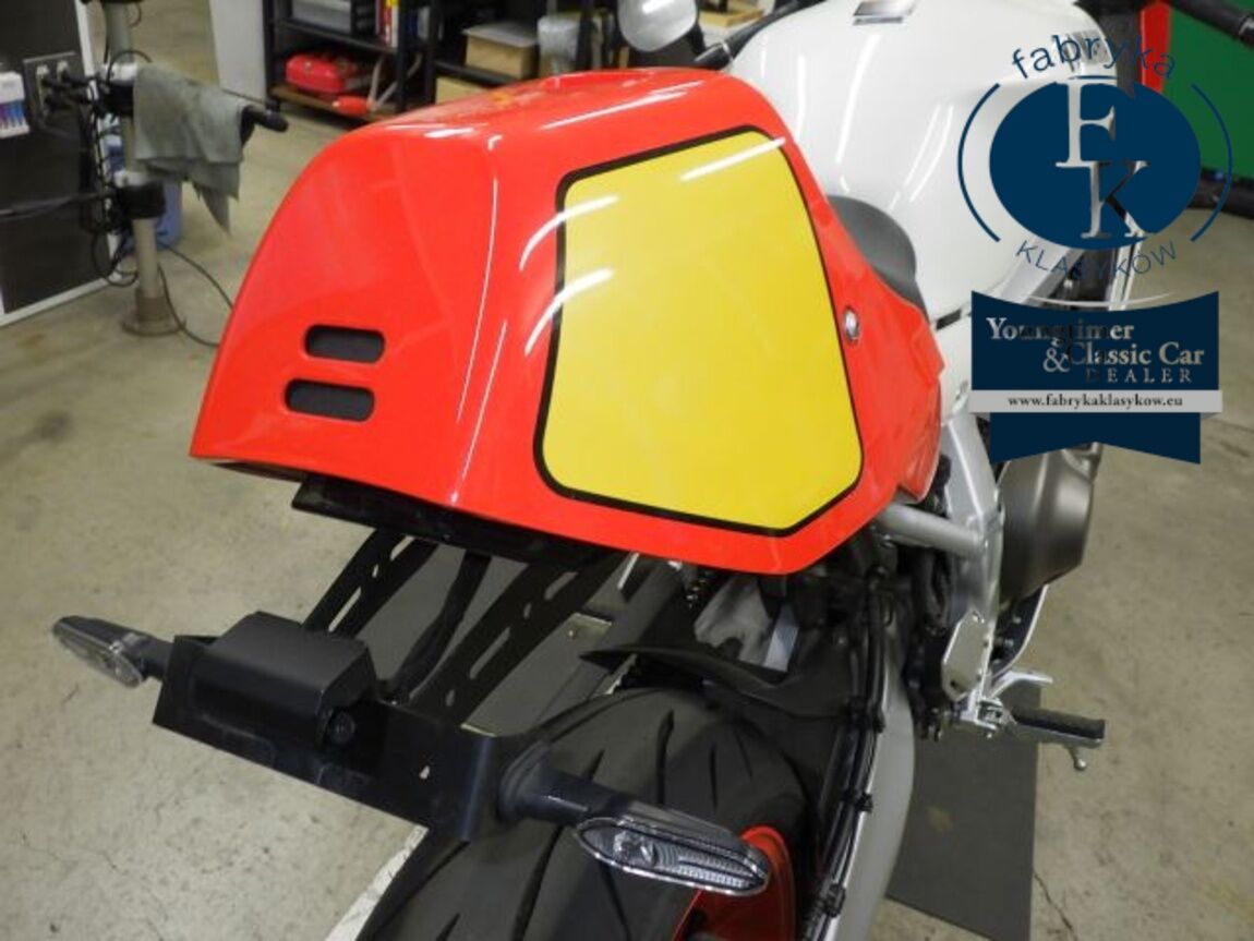 YAMAHA XSR900GP 2024 - zdjęcie 18