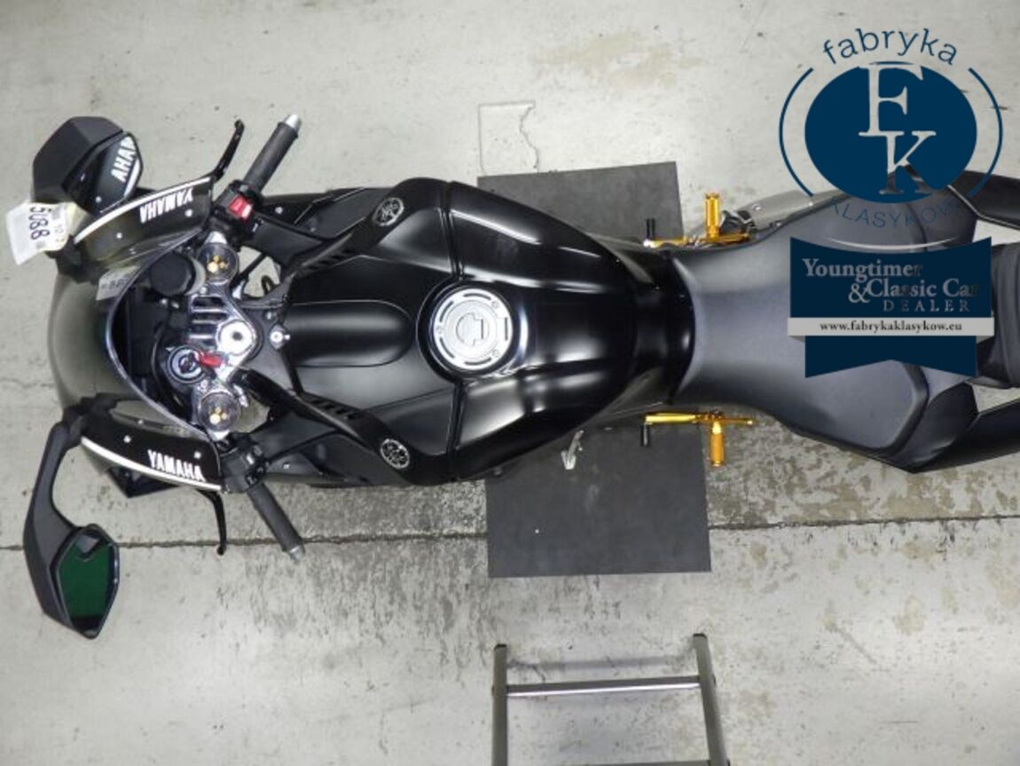 YAMAHA YZF-R1 2017 - zdjęcie 32