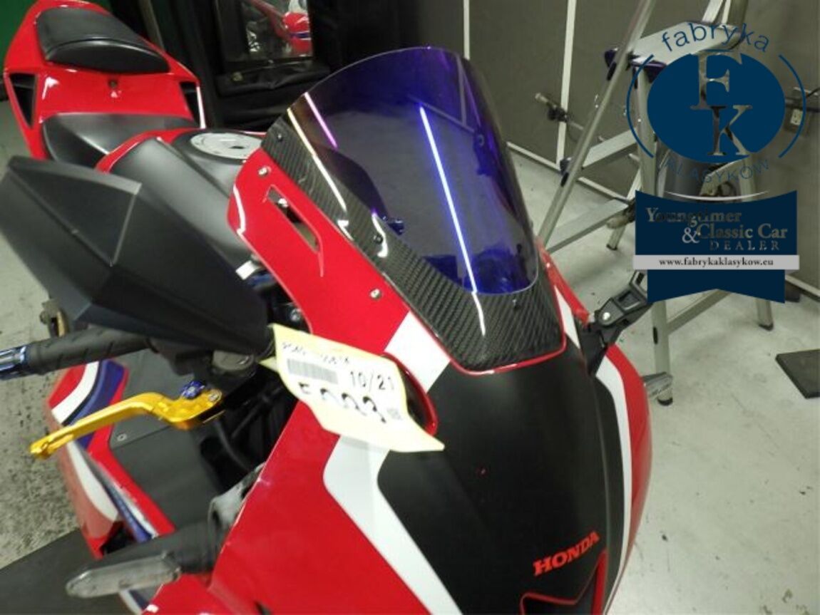 HONDA CBR600RR-4 2020 - zdjęcie 17
