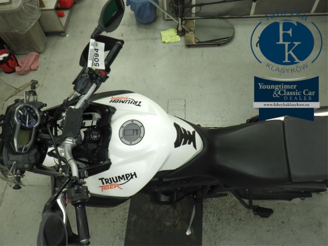 TRIUMPH TIGER 800 2013 - zdjęcie 32