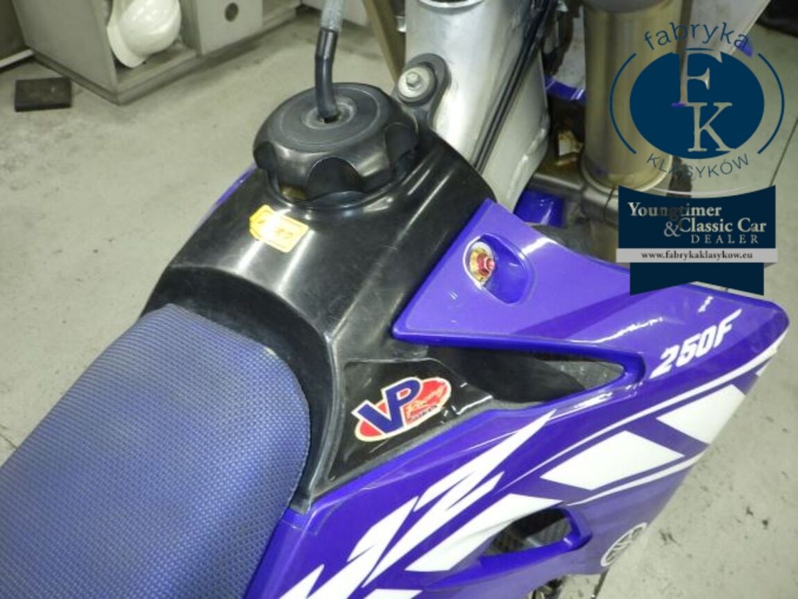 YAMAHA YZ250F - zdjęcie 18