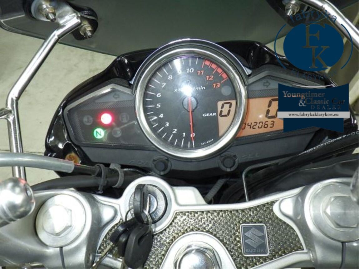 SUZUKI GSR250  - zdjęcie 15