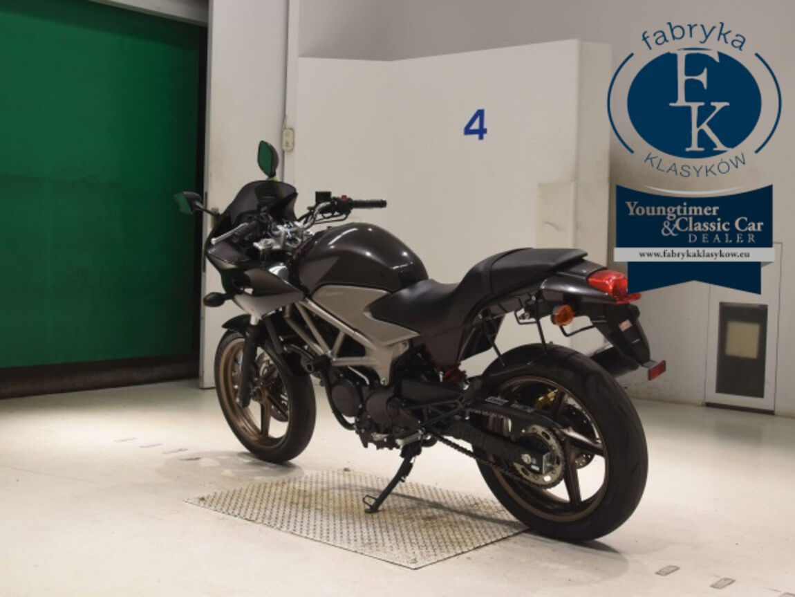 HONDA VTR-F250  - zdjęcie 7
