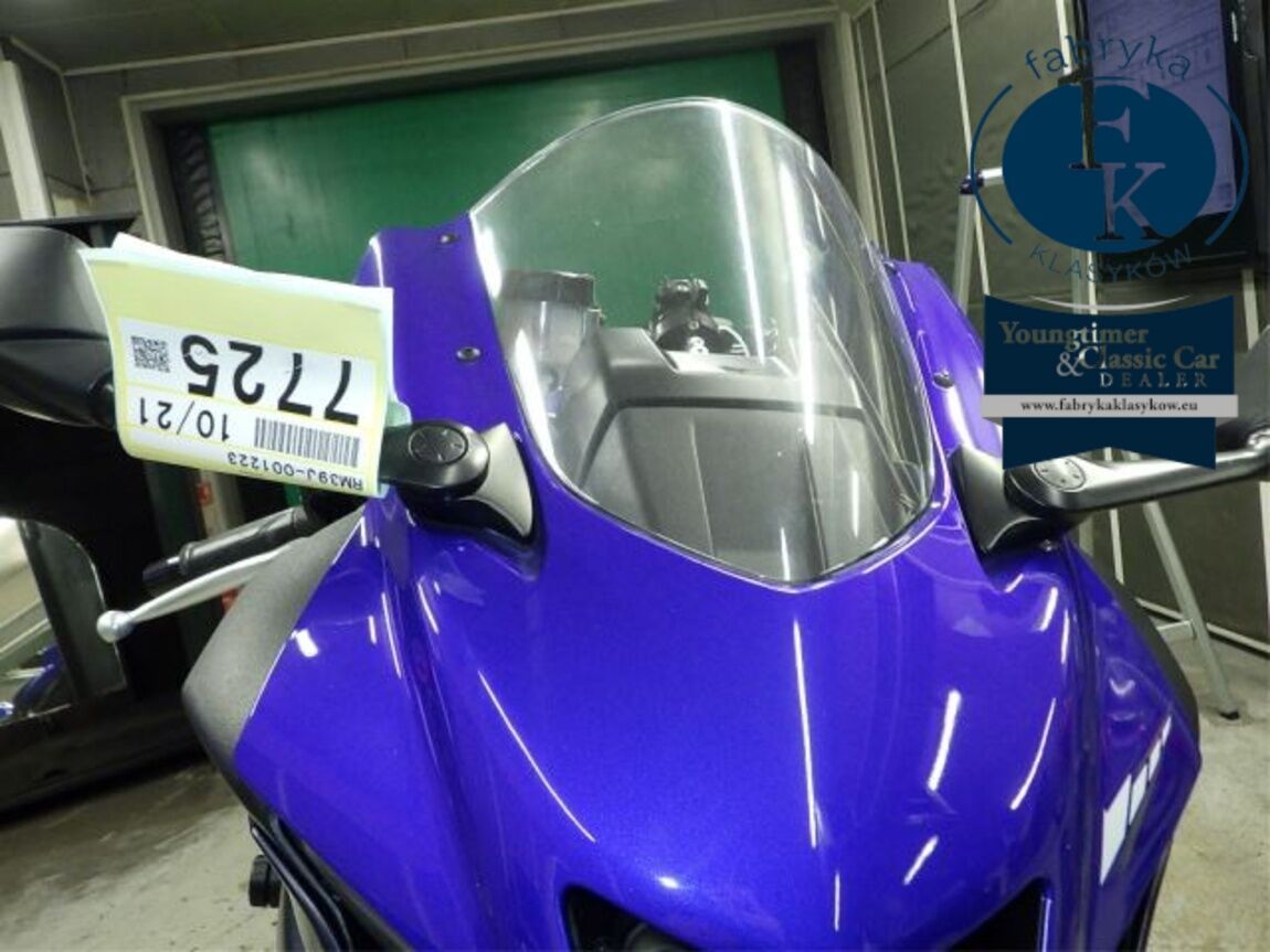 YAMAHA YZF-R7-2 2022 - zdjęcie 17