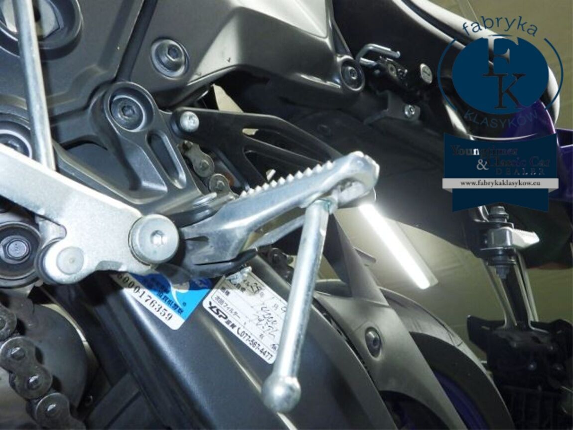 YAMAHA YZF-R7-2 2022 - zdjęcie 31