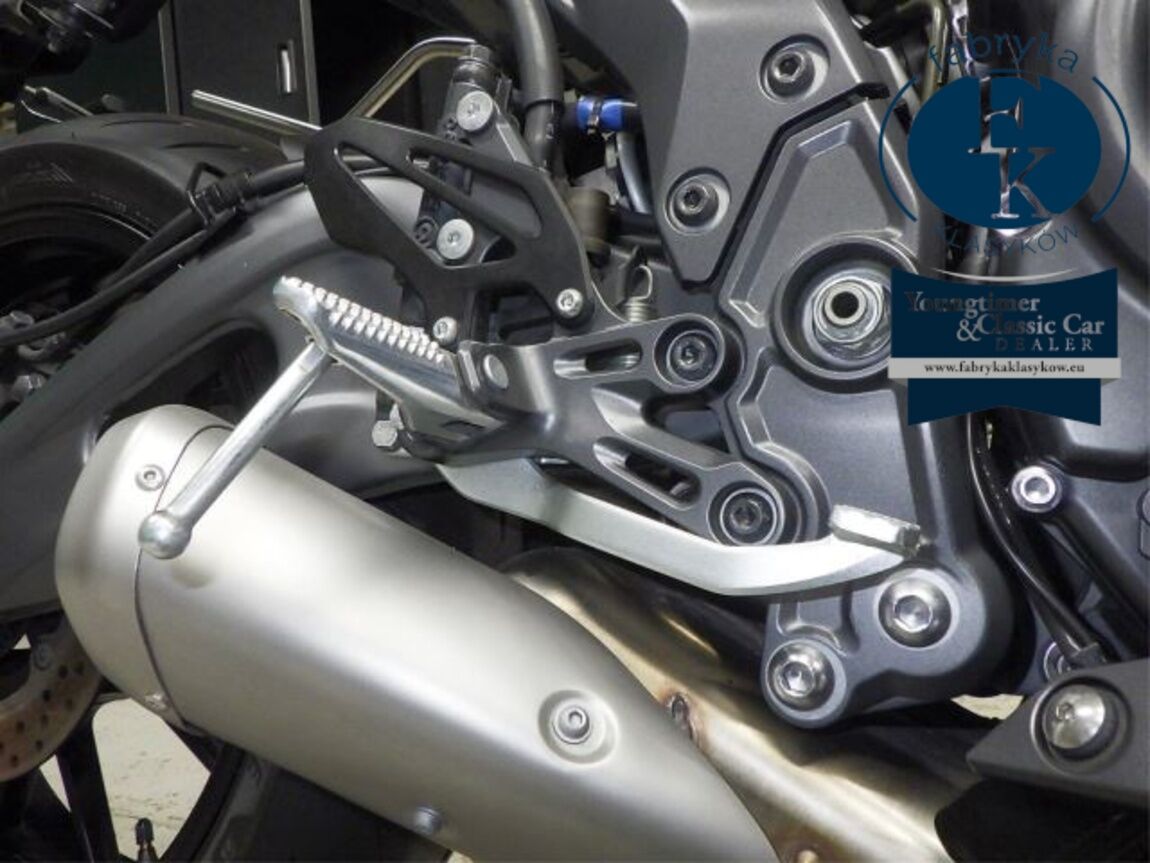 YAMAHA YZF-R7-2 2024 - zdjęcie 31