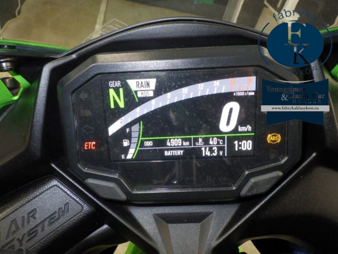 KAWASAKI ZX-4RR 2024 - zdjęcie 13