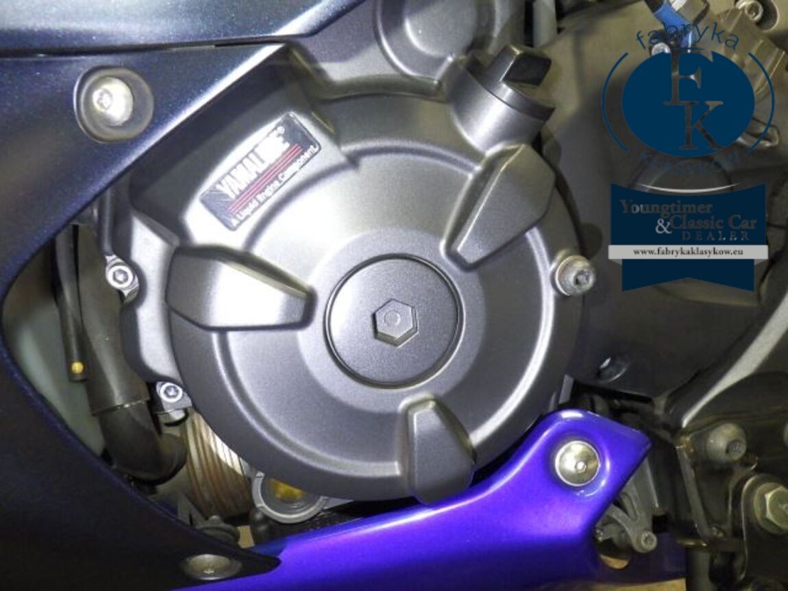 YAMAHA YZF-R7-2 2022 - zdjęcie 11