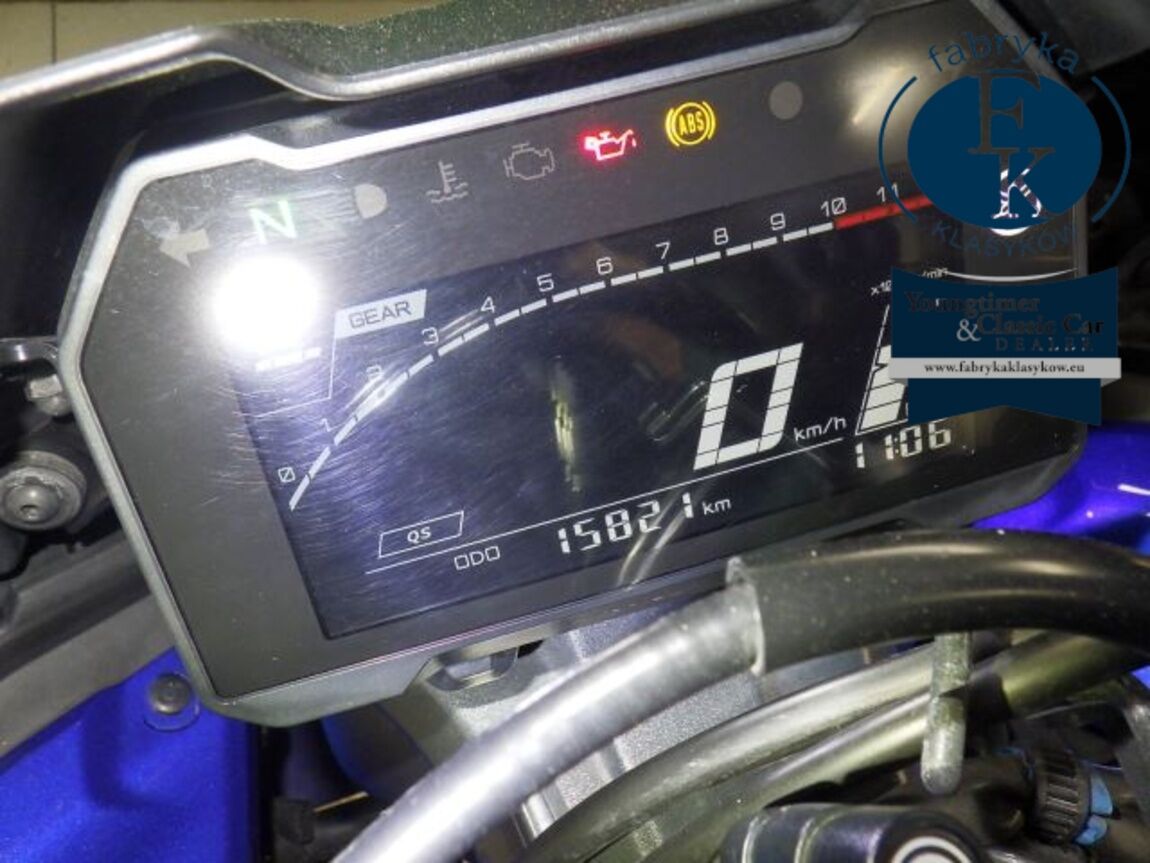 YAMAHA YZF-R7-2 2022 - zdjęcie 13