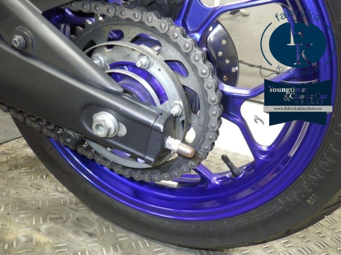 YAMAHA YZF-R25  - zdjęcie 28