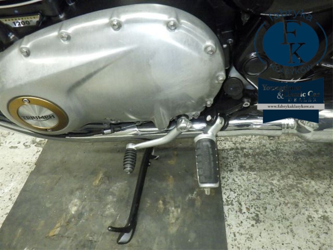 TRIUMPH BONNEVILLE T120  - zdjęcie 31
