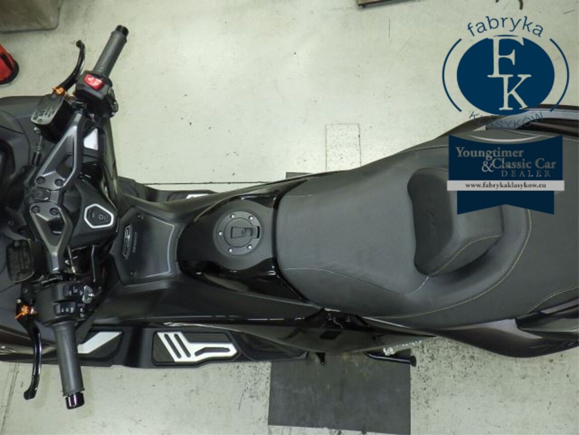 YAMAHA T-MAX560  - zdjęcie 32