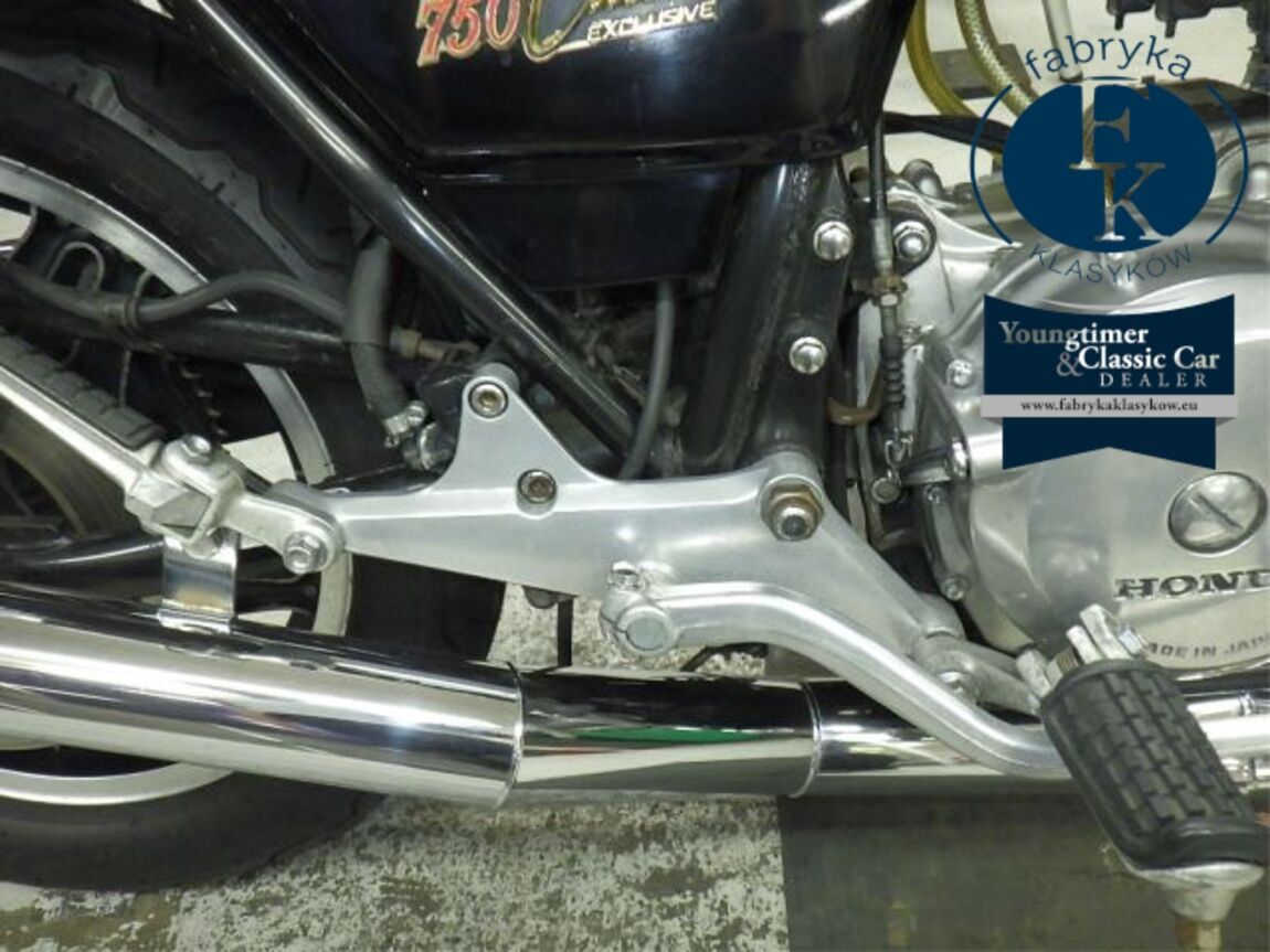 HONDA CB750 CUSTOM 1980 - zdjęcie 32
