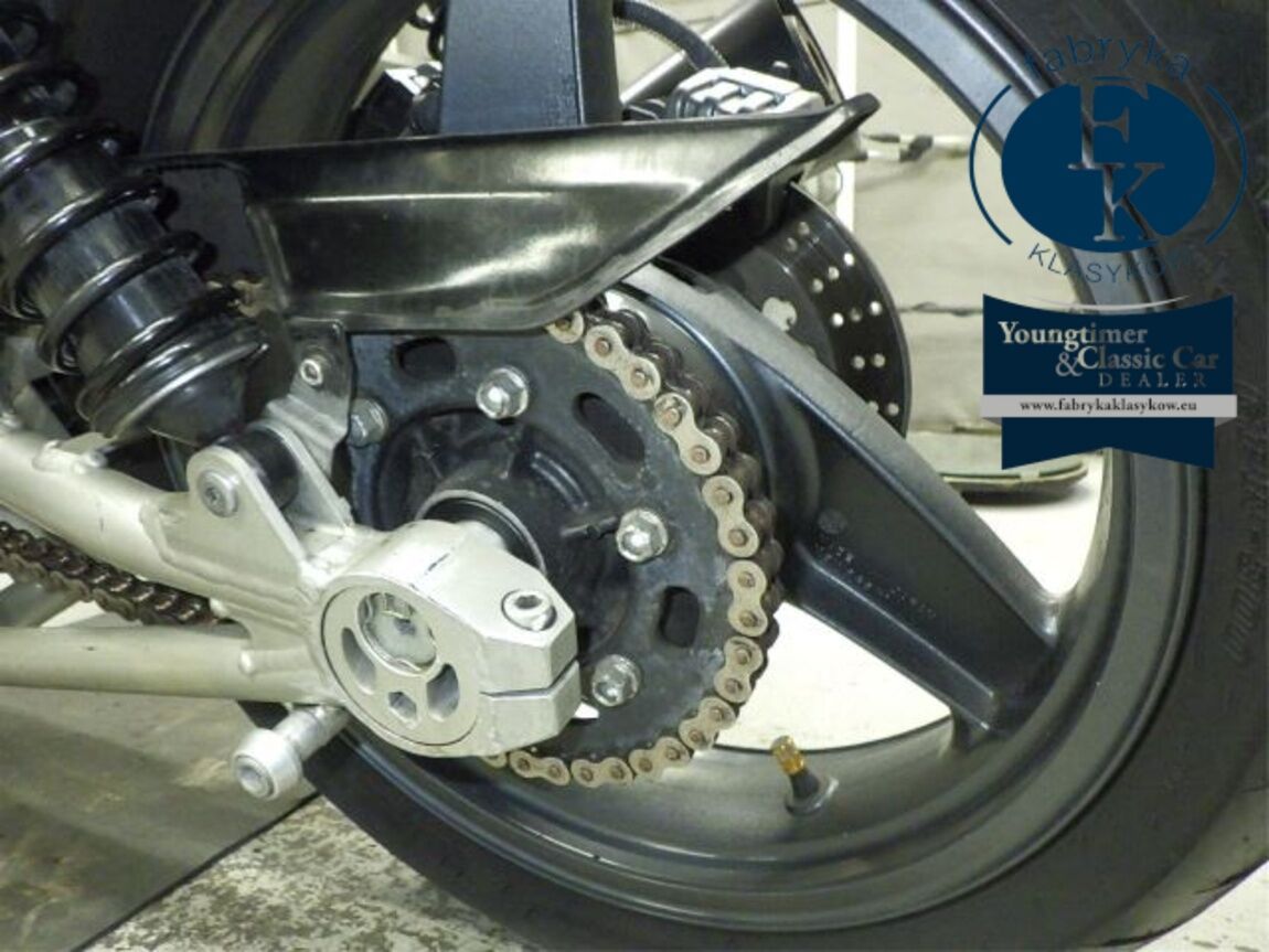 KAWASAKI ZRX-2 2002 - zdjęcie 30