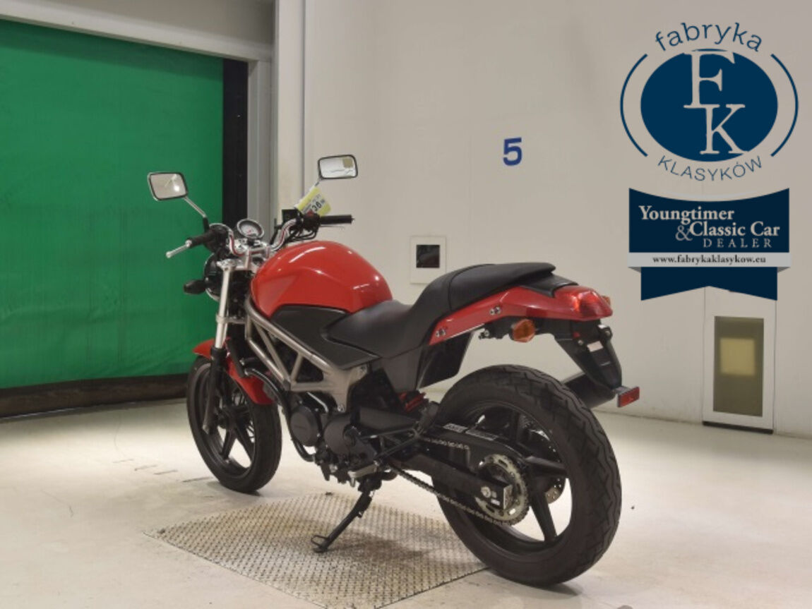HONDA VTR250  - zdjęcie 7