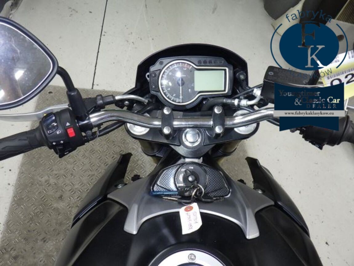 SUZUKI GSR750A 2013 - zdjęcie 21