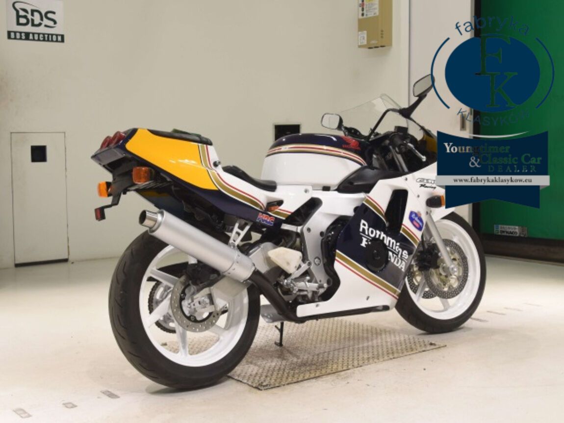 HONDA CBR250RR  - zdjęcie 6
