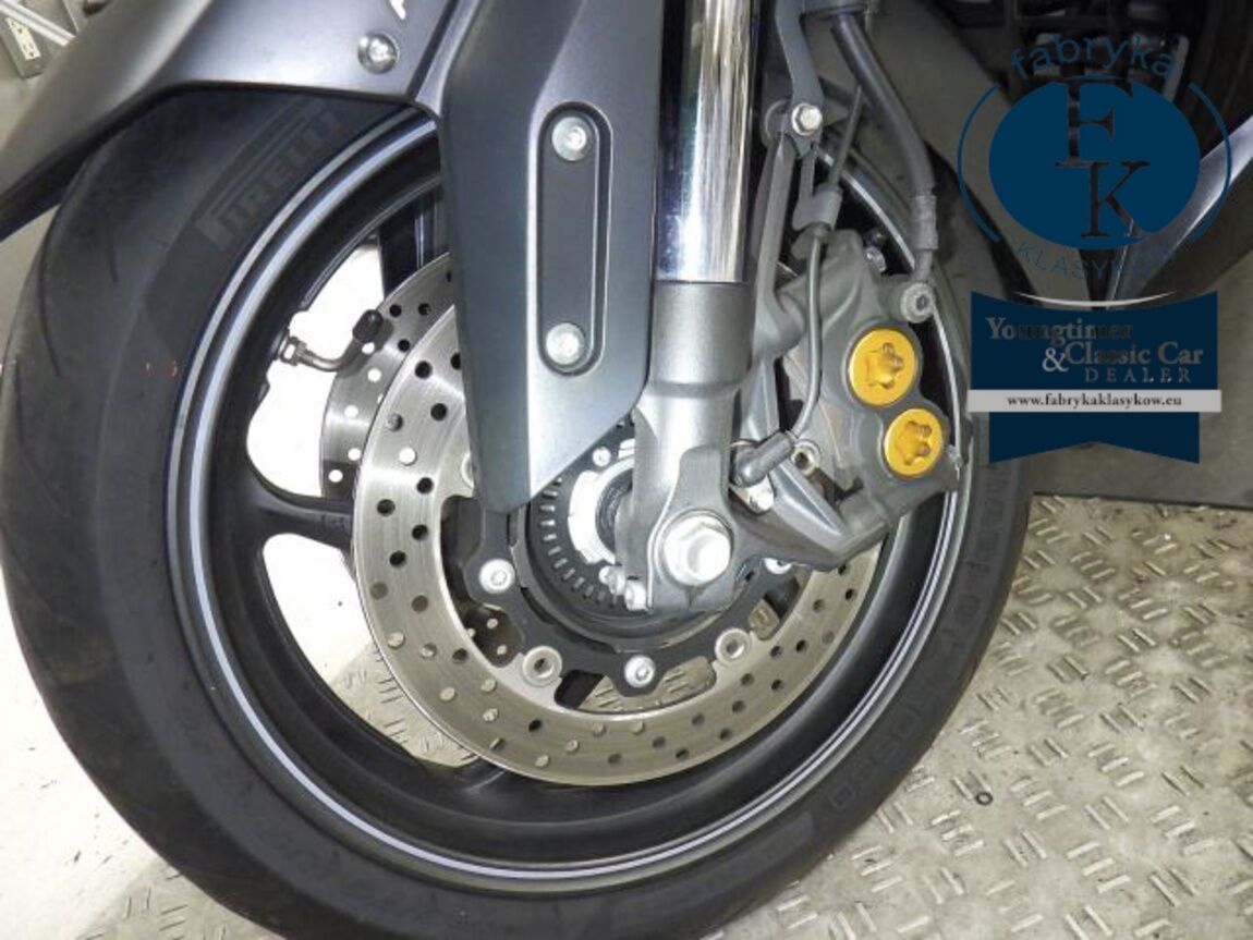 YAMAHA T-MAX530-2 2015 - zdjęcie 23