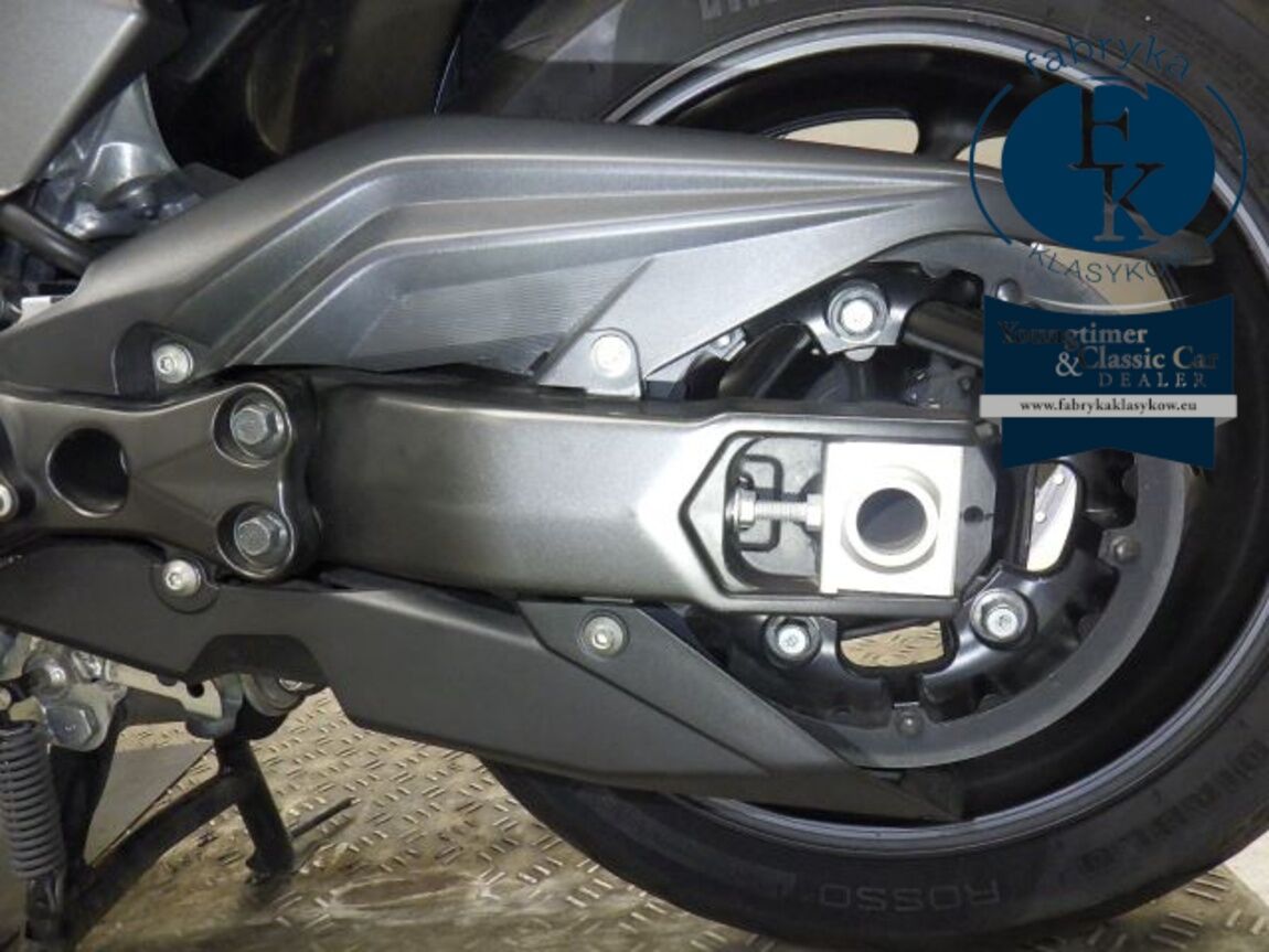 YAMAHA T-MAX530-2 2015 - zdjęcie 26