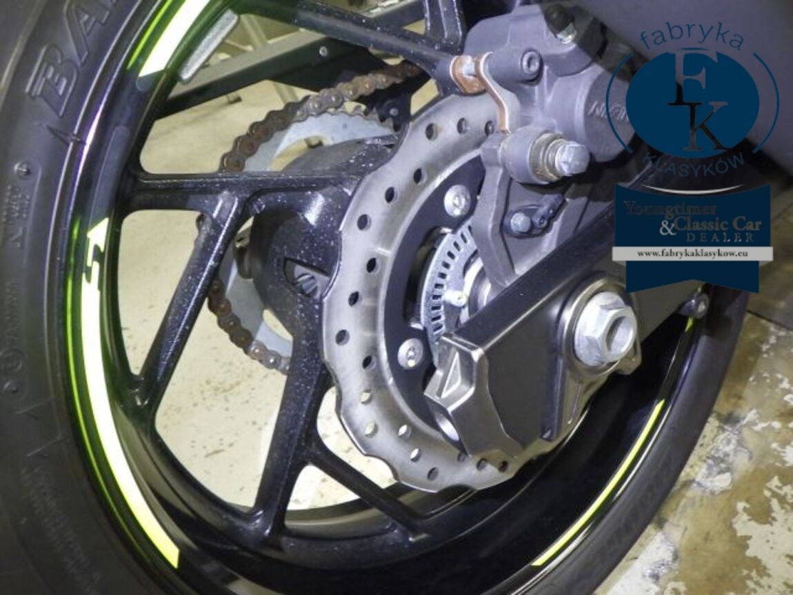 SUZUKI GSX-S750 2021 - zdjęcie 25