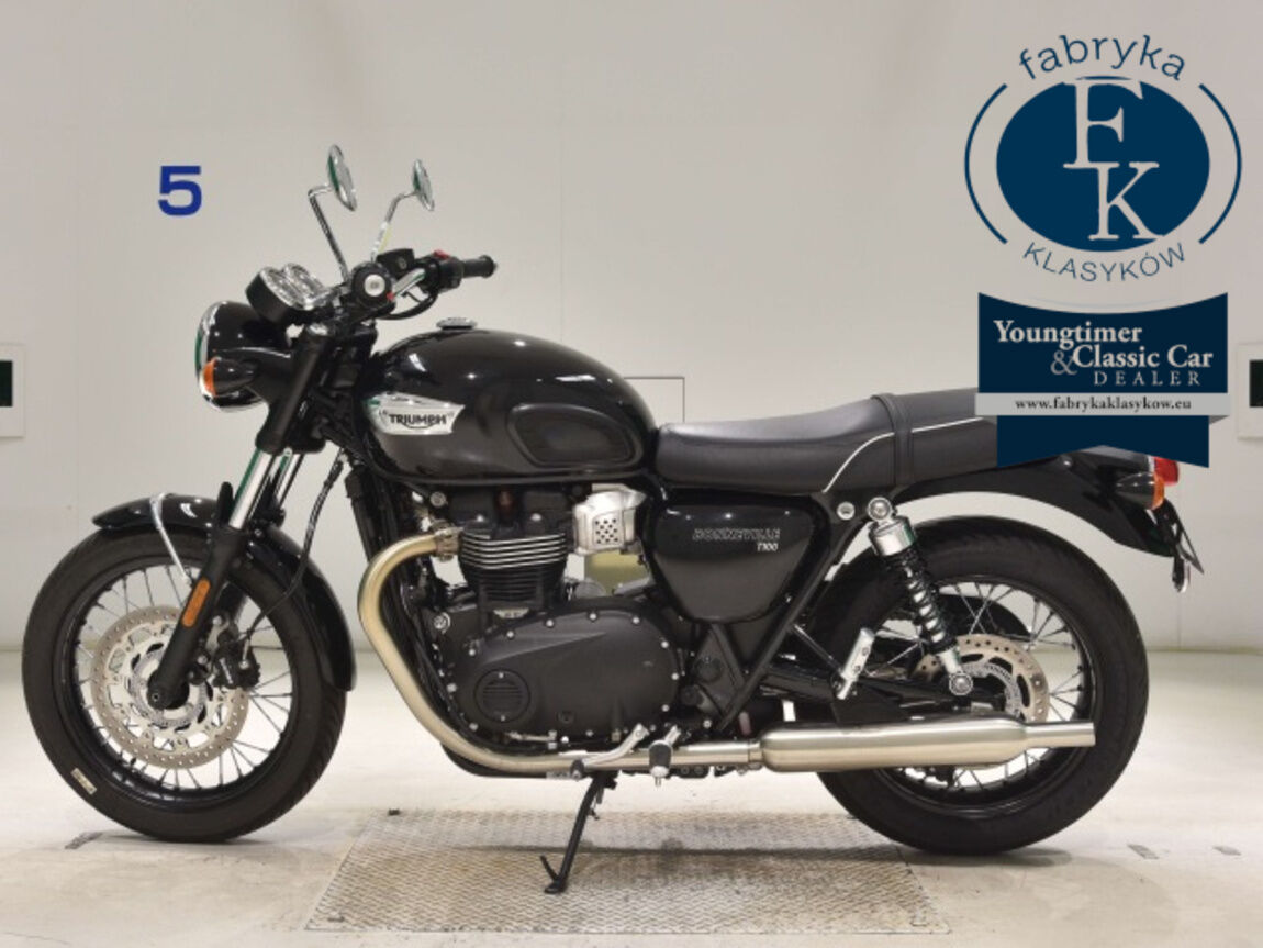 TRIUMPH BONNEVILLE T100 2024 - zdjęcie 3