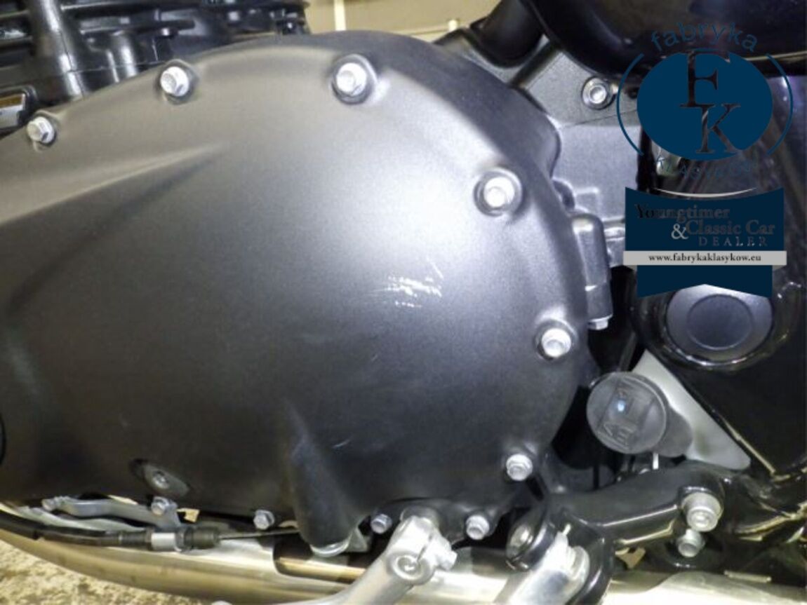 TRIUMPH BONNEVILLE T100 2024 - zdjęcie 12