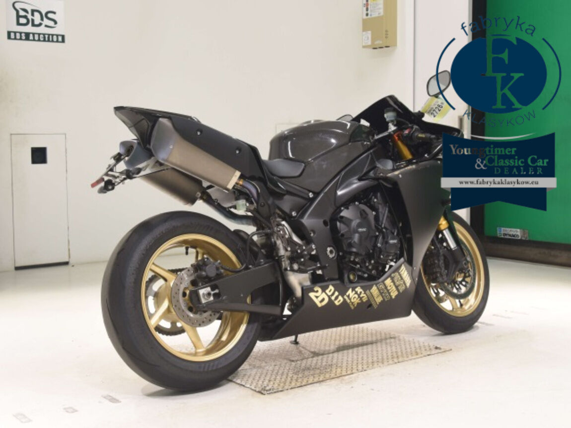 YAMAHA YZF-R1 2009 - zdjęcie 6