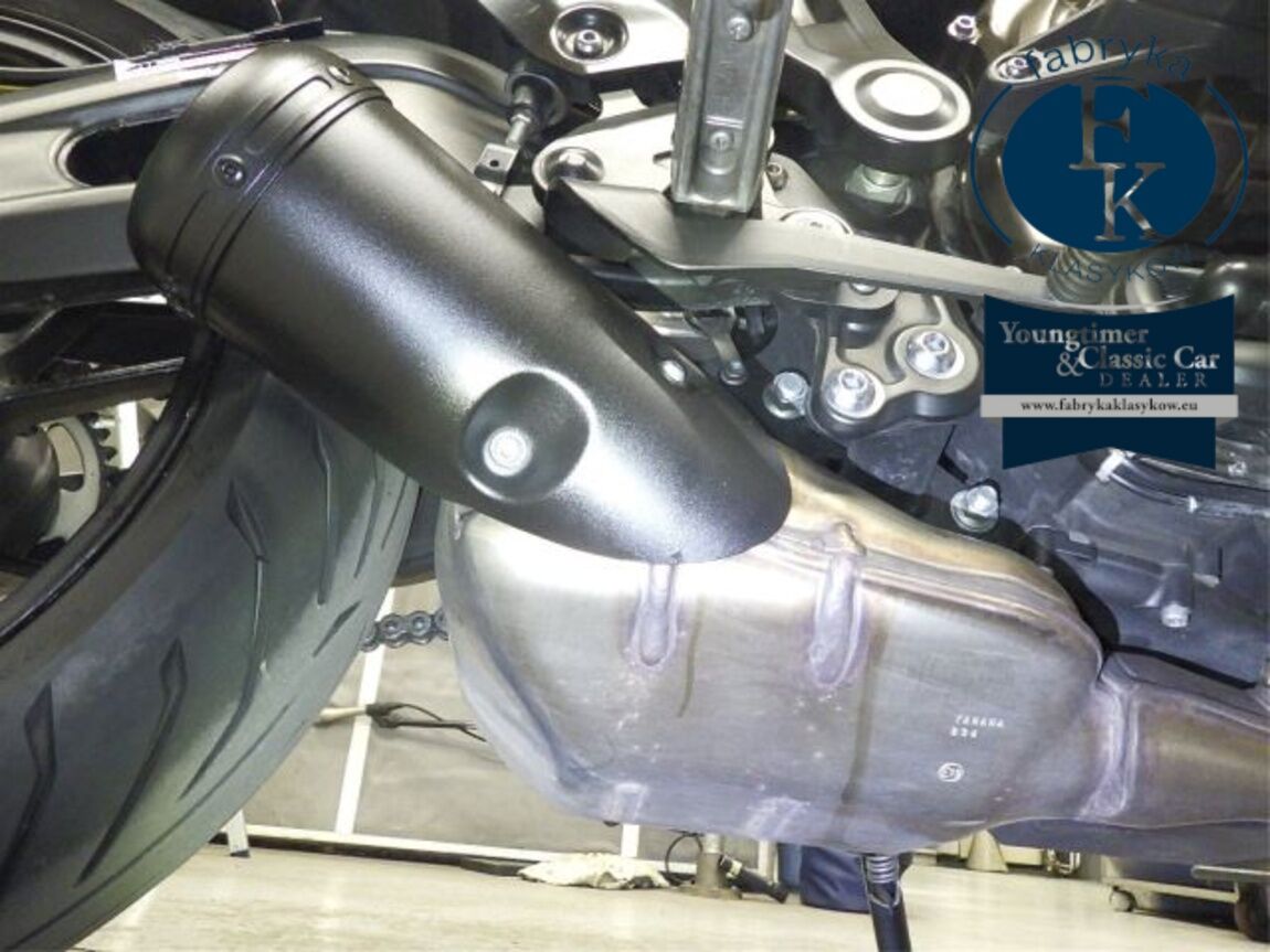 YAMAHA XSR700 2018 - zdjęcie 17