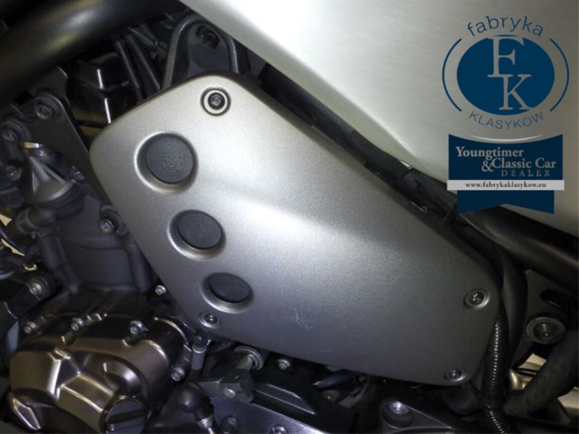 YAMAHA XSR700 2018 - zdjęcie 19